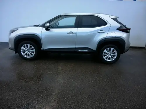 Yaris Cross 21-24 Yaris Cross 21-24